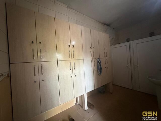 4-İZMİR BORNOVA PINARBAŞINDA SATILIK İŞYERİ VE ARAZİ